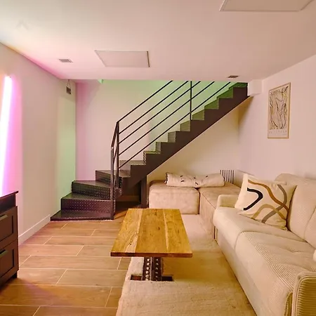 Loods Cinema - Florian شقة باريس